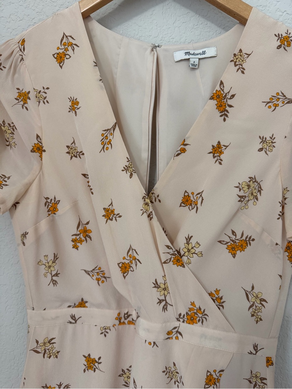 Madewell Silk Floral Wrap Midi Dress Size 2 Cream Short - Picture 6 of 11